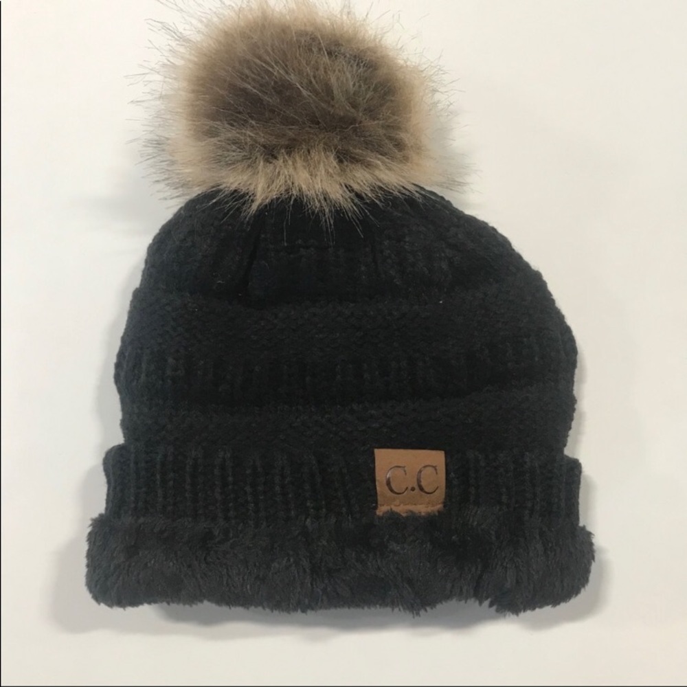CC POM POM STYLE BEANIE! - Picture 4 of 5